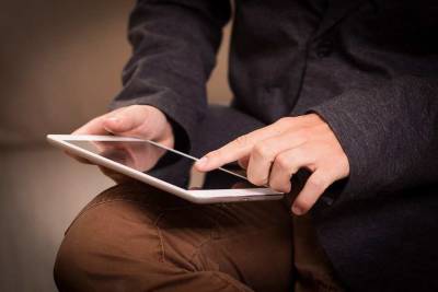 Специалисты iFixit разобрали планшет Apple iPad Pro с экраном Mini-LED