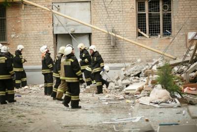 В Астраханской области ночью сгорели сразу три квартиры жилого дома