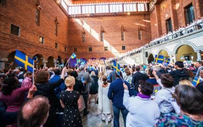 Зеленский поздравил шведов с Национальным днем