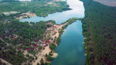 Райский курортный уголок Донбасса: Эти рукотворные озера завораживают и манят туристов со всей Украины