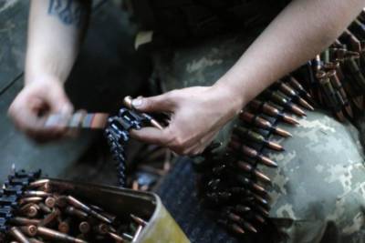 На Донбассе украинский военный подорвался на взрывчатке