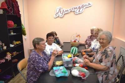 В Камышине открылся первый центр добровольчества и досуга для пожилых