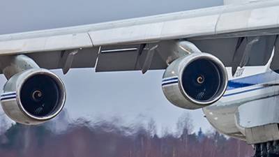 Вылет Boeing 737 из аэропорта Оренбурга задержали из-за технеполадки