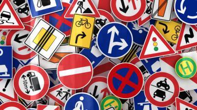 В Украине введут новые и изменят старые дорожные знаки: что нужно знать водителям