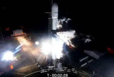 SpaceX вывела на орбиту Земли спутник SiriusXM-8