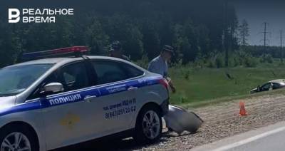 В Татарстане сняли на видео ДТП с участием полицейского автомобиля