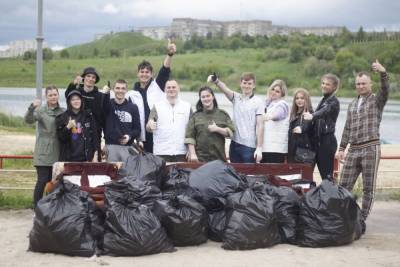 Тамбовские волонтёры собрали 20 мешков мусора в Ласковском карьере