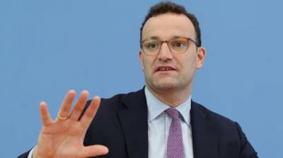В Германии требуют отставки главы минздрава после «масочного скандала»