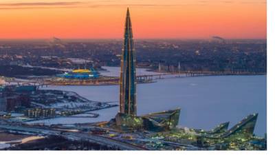"Газпром" сменит прописку с Москвы на Петербург