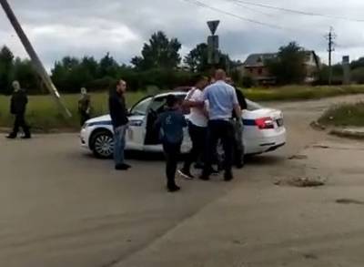 В полиции прокомментировали инцидент с гаишниками в поселке Дягилево
