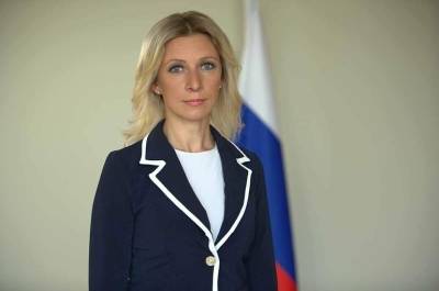 Захарова считает отчаянной акцией изображение Крыма на украинской форме