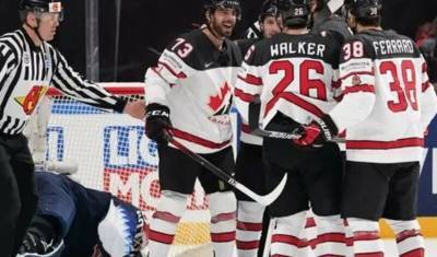Чемпионат мира по хоккею выиграли "резервные" канадцы, проигравшие 4 матча