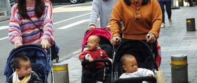 Китайцям дозволять мати більше дітей, щоб омолодити населення