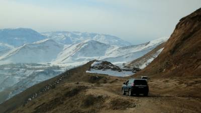 Президент Таджикистана дал старт строительству дороги Обигарм-Нуробод, поддерживаемой АБР