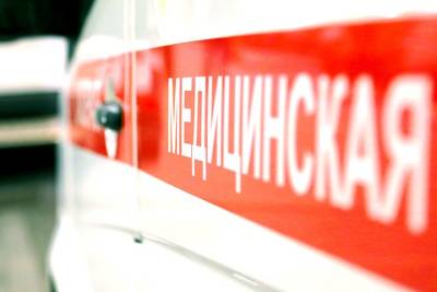 Возле шлагбаума в центре Москвы нашли сильно избитого мужчину