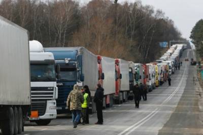 Иностранные грузовики с неоплаченными штрафами не выпустят с территории РФ