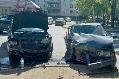 В субботу три человека пострадали при столкновении авто в Йошкар-Оле