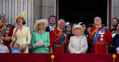 В Букингемском дворце отреагировали на рождение дочери у принца Гарри и Меган Маркл