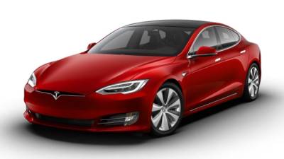 Илон Маск объявил об отмене выпуска самой быстрой Tesla
