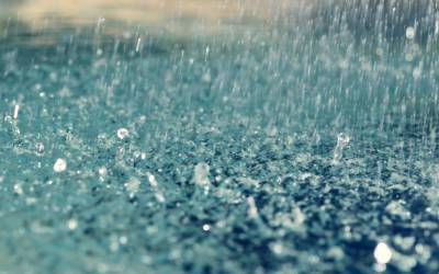 Синоптики предупредили о проливных дождях и граде в ряде районов Азербайджана