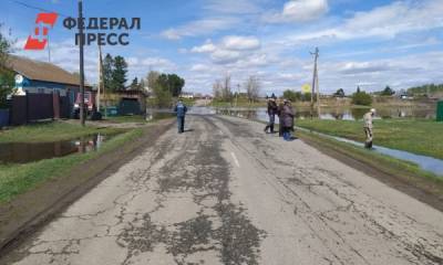 В двух районах Красноярского края паводок парализовал движение транспорта