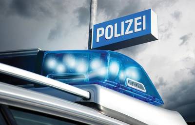 Неизвестные совершили поджог на территории полицейского участка в Бремене