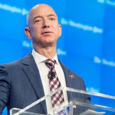 Основатель компании Amazon Джефф Безос 20-го июля полетит в космос