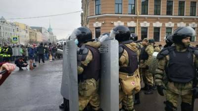 Журналиста "Эха Москвы" ждут в СК из-за проверки по "факту клеветы" на полицейских