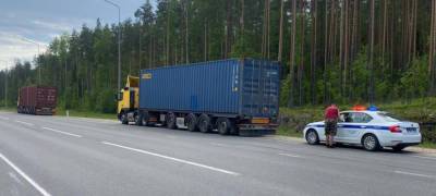 Водители на трассе «Кола» под Петрозаводском были остановлены за опасные маневры