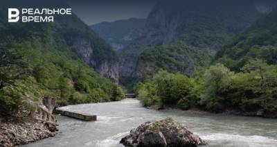 Появилось видео с места поисков туристки из Татарстана, упавшей в горную реку в Абхазии