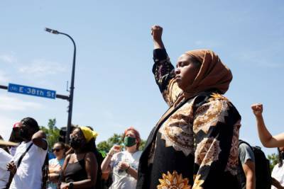 В США четвёртый день продолжаются протесты из-за гибели афроамериканца - aif.ru - state Minnesota
