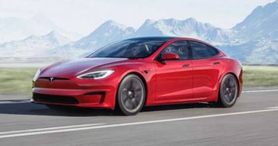 Tesla отказалась от выпуска самой мощной версии Model S Plaid+