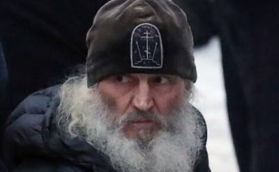 Следователи просят оставить бывшего схиигумена Сергия под стражей до конца лета