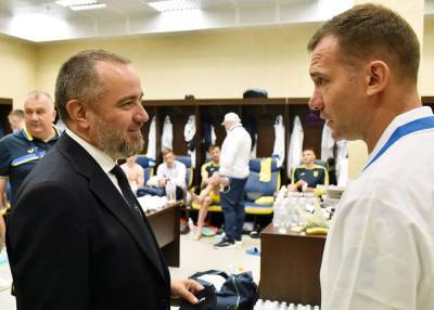 Павелко заявил, что новая форма пошла сборной Украине на фарт