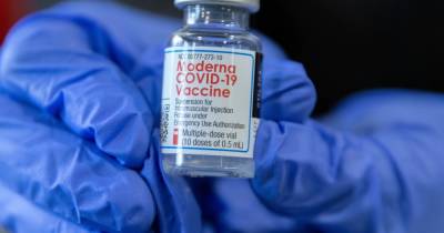 Moderna просит Евросоюз признать ее COVID-вакцину пригодной для подростков