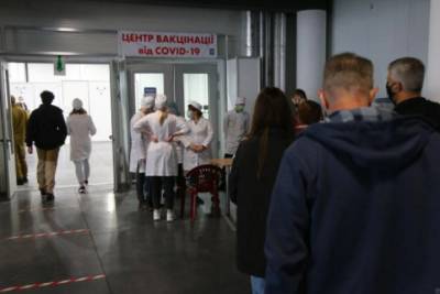 Вакцинированные украинцы могут получить международное свидетельство о вакцинации - Минздрав