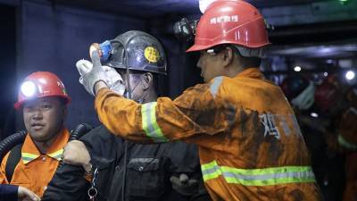 Три горняка погибли после обрушения в шахте на востоке Китая