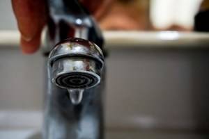 Самаркандцам ввели 8-часовой график подачи питьевой воды