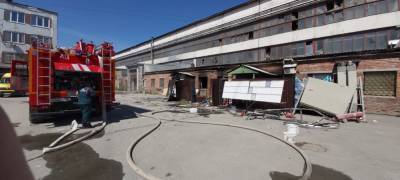Один человек погиб при пожаре в производственном цехе в Новосибирске