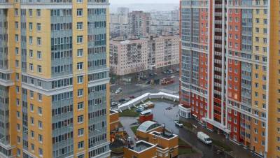 В Петербурге дорожает "новая вторичка", "брежневки" и "хрущёвки" — теряют в цене