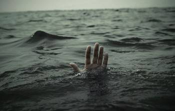 В Соколе продолжаются поиски утонувшего мужчины