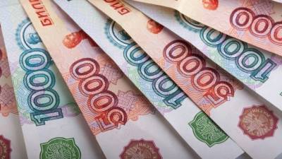 Какие новые выплаты ждут россиян этим летом? — отвечает юрист