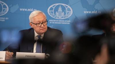 Рябков назвал безответственной политику США в отношении Украины