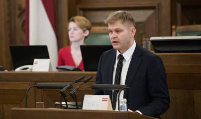 Голосуйте правильно – получите деньги из бюджета: откровение главы Минблага Латвии