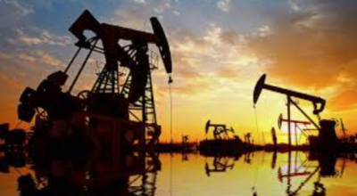 Цены на нефть снижаются после уверенного роста на предыдущей неделе
