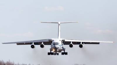 Самолет рейса Южно-Сахалинск — Циндао вынужденно приземлился в Хабаровске