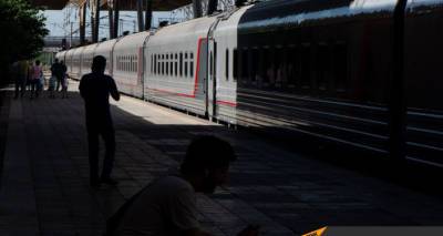 Езди с USB: в Ереван прибыли новые железнодорожные вагоны из России