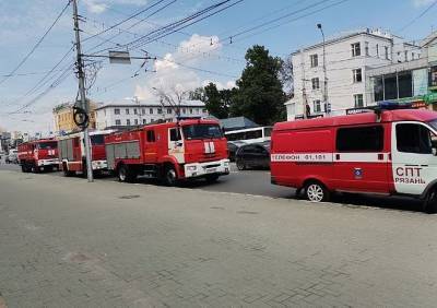 На Первомайском проспекте заметили скопление пожарной техники