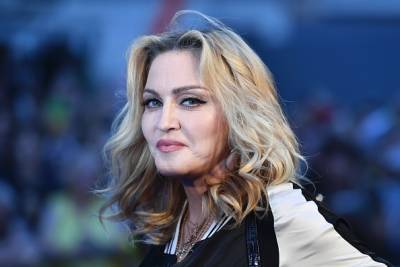 Редкие кадры: Мадонна поделилась семейными снимками