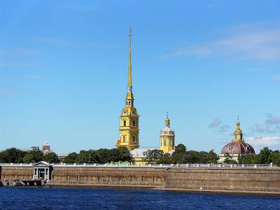 В Петербурге у Петропавловской крепости нашли утопленника